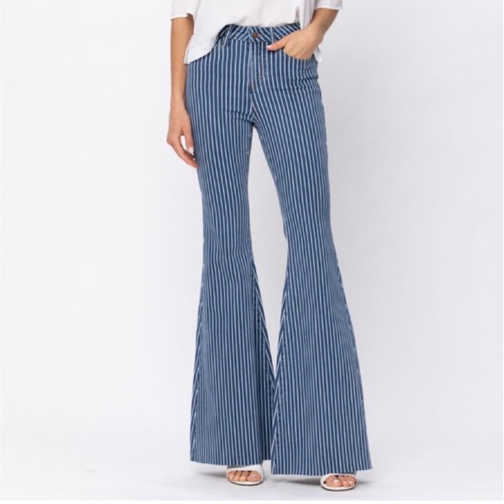 Judy Blue High Rise Blue and White Striped Super Flare Jeans 16W Bell Bottom